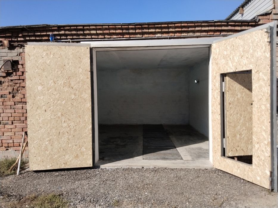Гараж на 2 машины высокие ворота