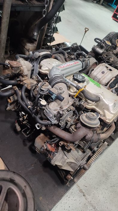 Двигатель Toyota 2LT