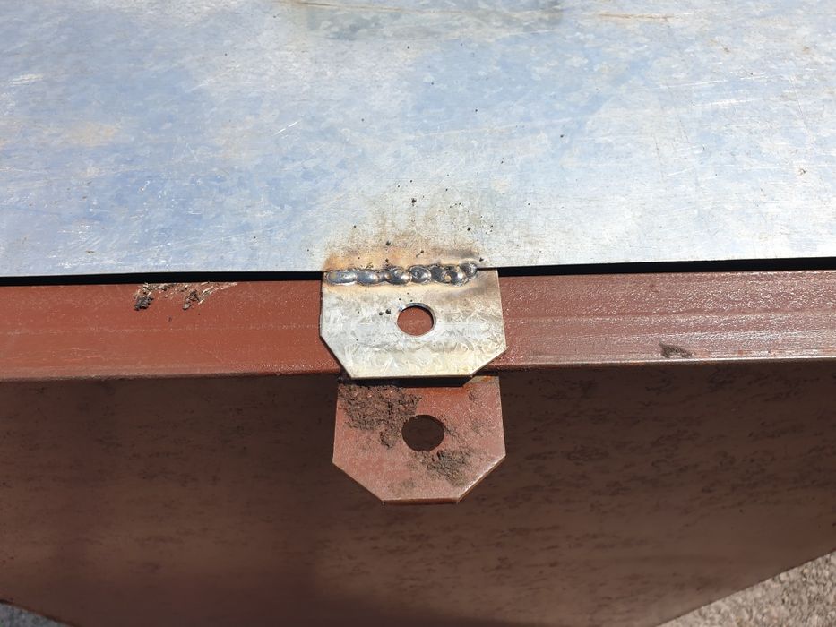 Продам новый мусорный бак