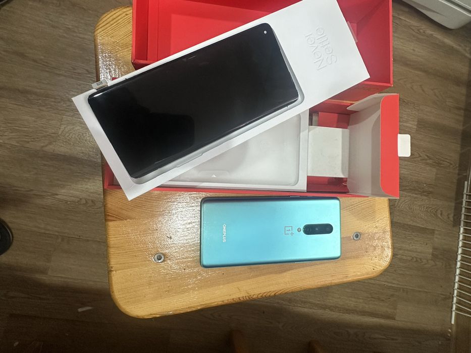 Сматрфон OnePlus 8+8gb / 128gb