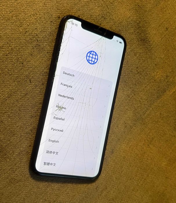 iPhone X 64GB Space Gray A1901 iOS 16.7.15 display spart functional