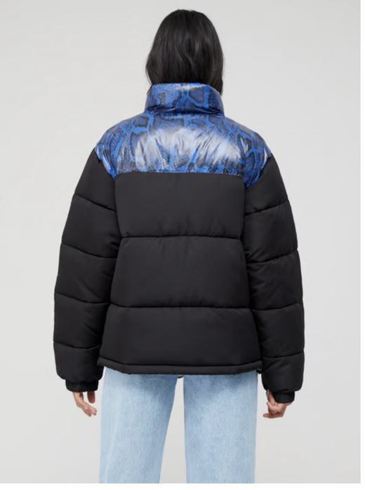 Hugo Boss ново оригинално зимно  яке водонепромукаема материя