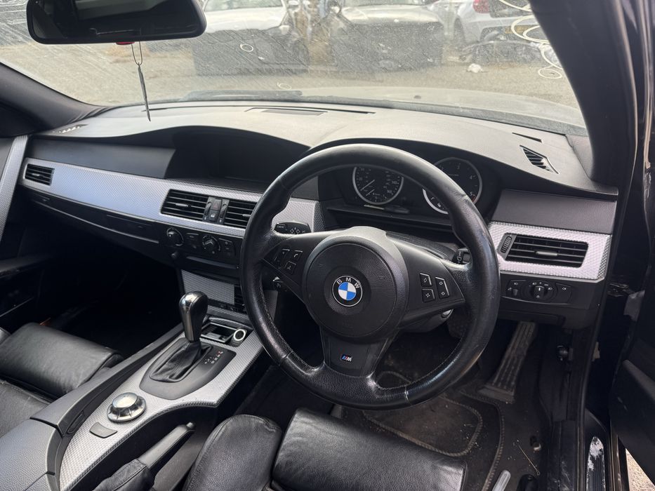 Продаваме на части бмв е61 530д 218кс bmw e61 530d 218hp.