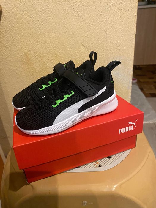 Маратонки на Puma нови с етикет 24-номер, стелка 15-см