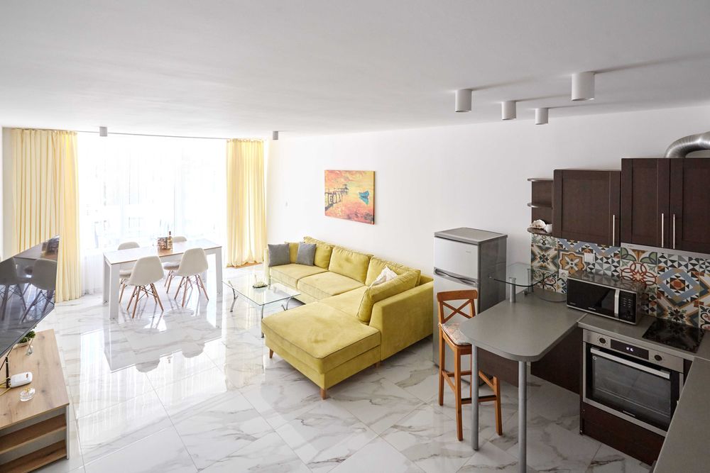 Дава се под наем Тристаен апартамент в с. Равда, Област Бургас - 130 кв.м за 1246.44 € - Снимка #1