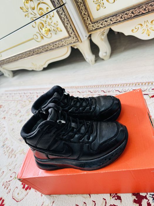 Кроссовочное ботинки от Nike (Осень,Весна)