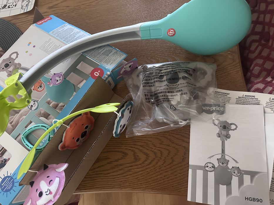 Fisher-Price® Въртележка за легло с коала 3-в-1 Soothe & Play Mobile™
