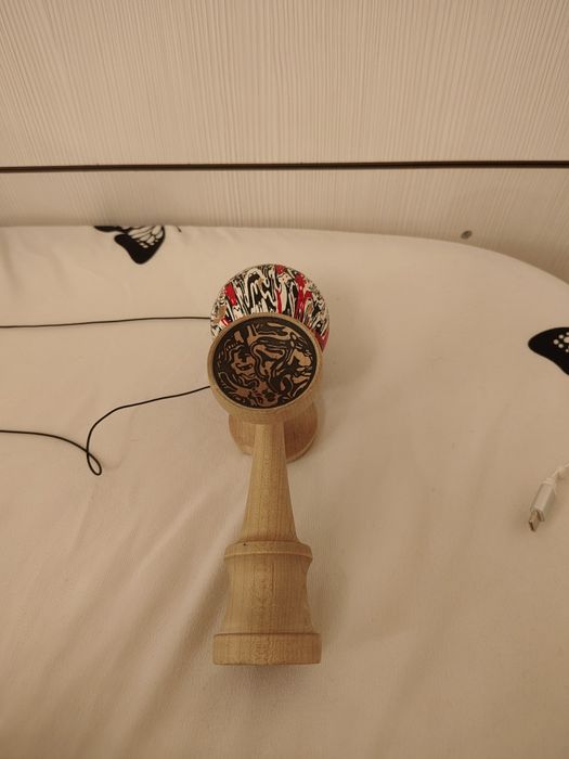 Vand  kendama Okendama Dusk semnată de Ktusa