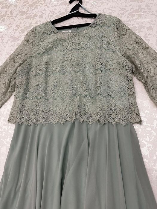 Платье вечернее мятное