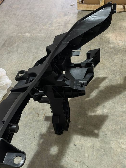 Панел Радиатор за Мерцедес Спринтер W907 / W906