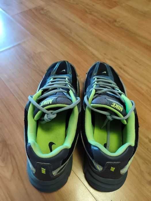 Мъжки маратонки Nike Initiator