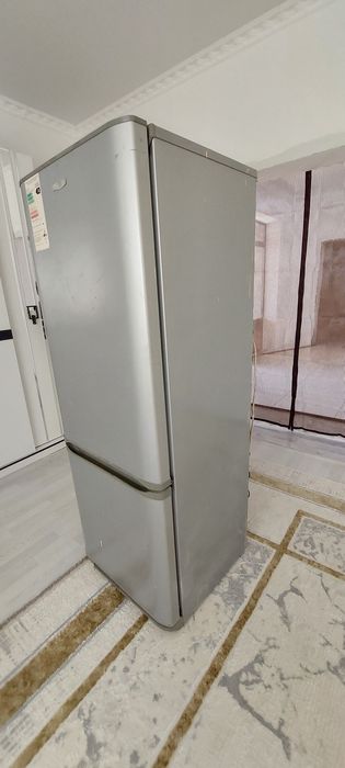 Холодильник Бирюса