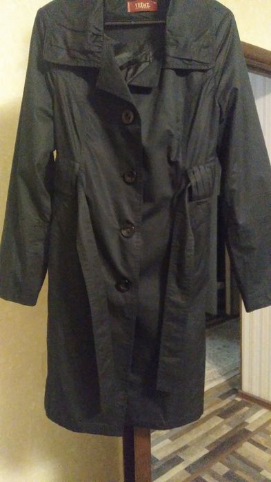 Продам тренч чёрного цвета,новый