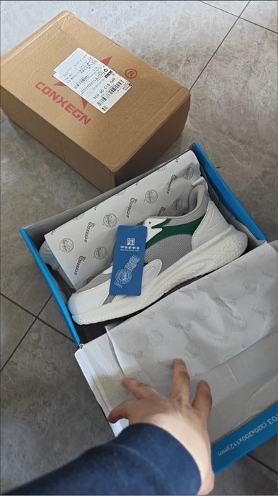 Кроссовки warior