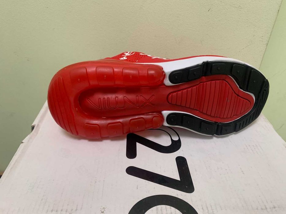 Нови дамски маратонки с кутия Nike Air Max 270 размери 36