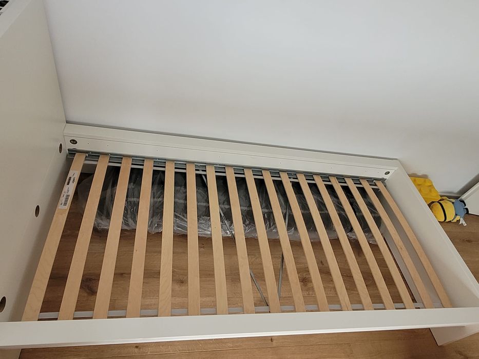 Pat ikea malm 90x200 + 2 cutii de depozitare +somiera