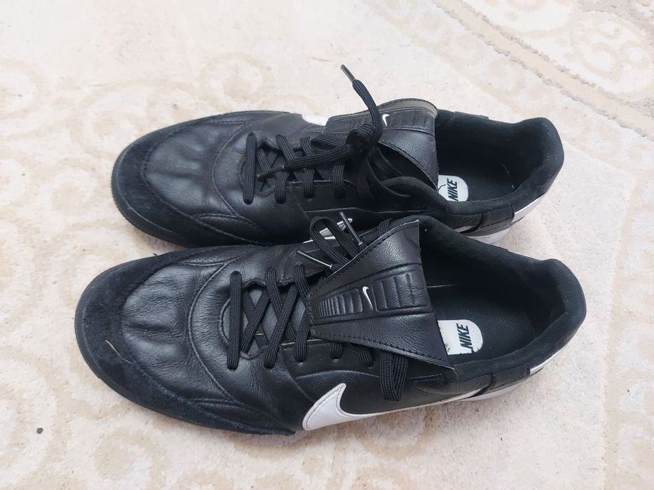 Сороконожки для футбола. Nike