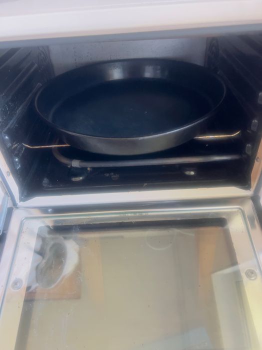 Продам Электропечь