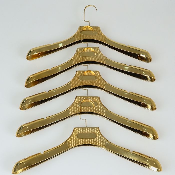 Вешалки для элитного магазина