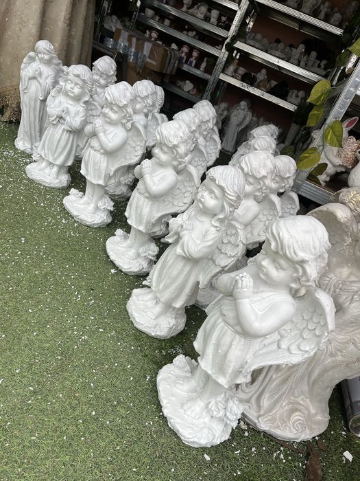 Ingerasi pereche baiat si fata