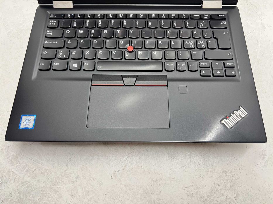 Lenovo ThinkPad X390 Yoga 13.3" touch i7-8665U 16GB 260GB клас А