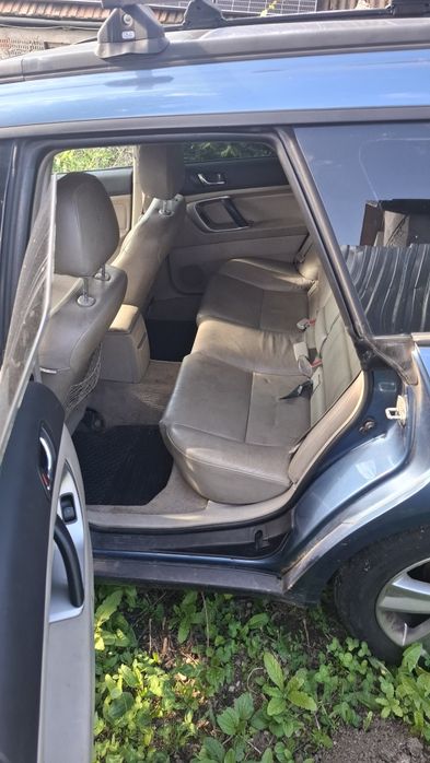 Dezmembrez subaru outback din 2008 diesel