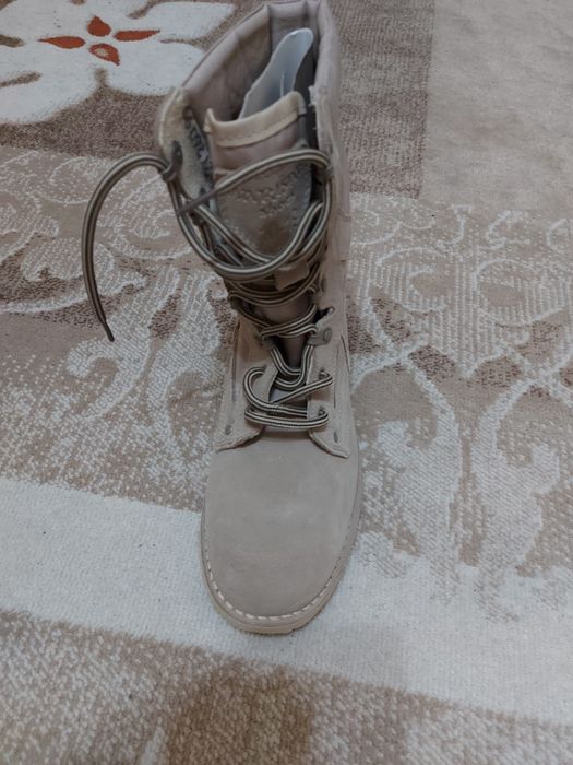 Bocanci militari vara