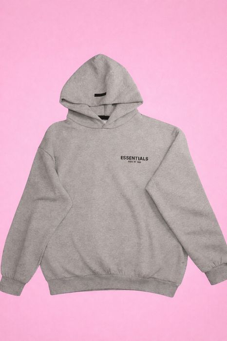 Vând set ESSENTIALS Fear of God – hanorac + pantaloni