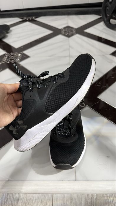 Кроссовки under armour