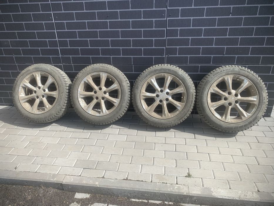 Комплект зимних шин с дисками в сборе