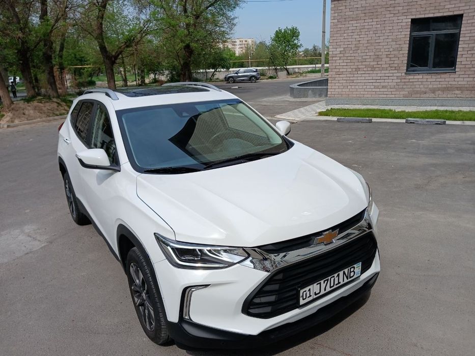 Tracker 2. Premier Plus.