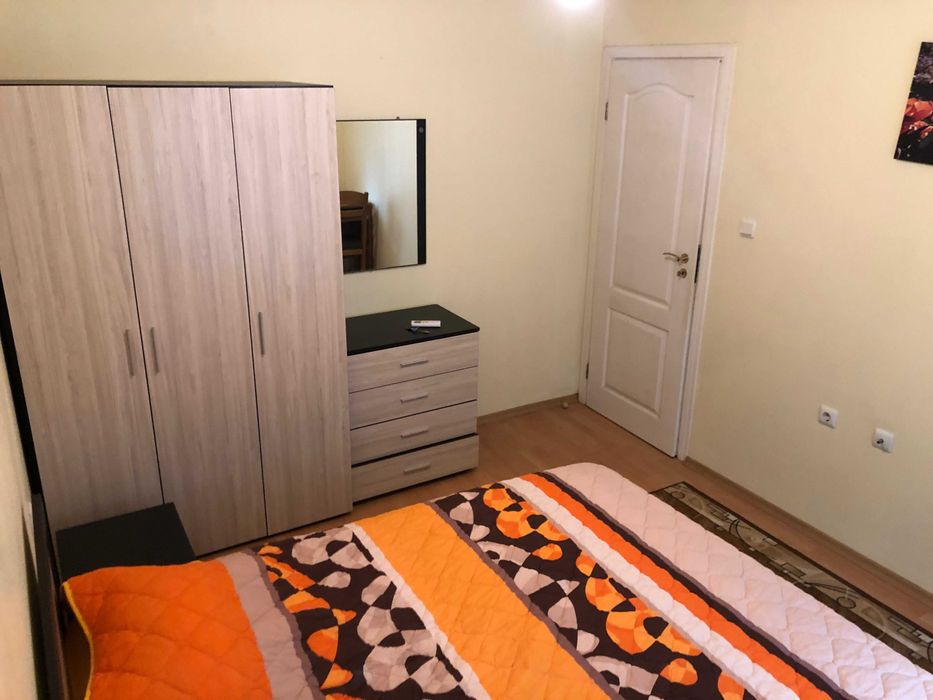 Дава се под наем Тристаен апартамент в Варна, Генералите - 100 кв.м за 612 € - Снимка #3