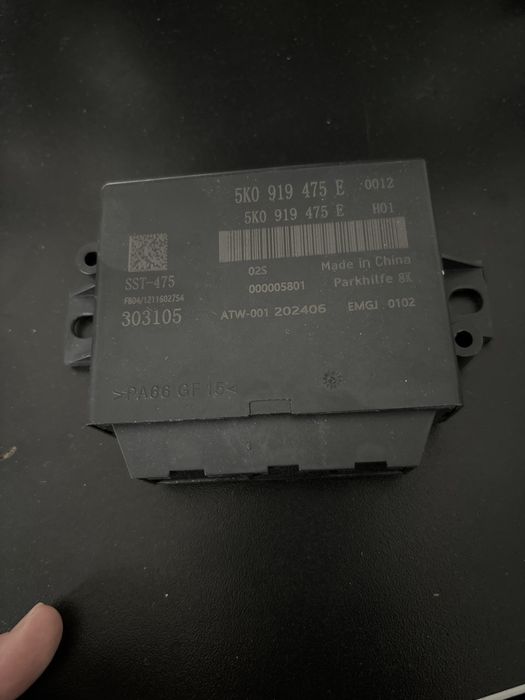 Calculator senzori parcare vw golf 6 tiguan touran jetta 5k0919475E