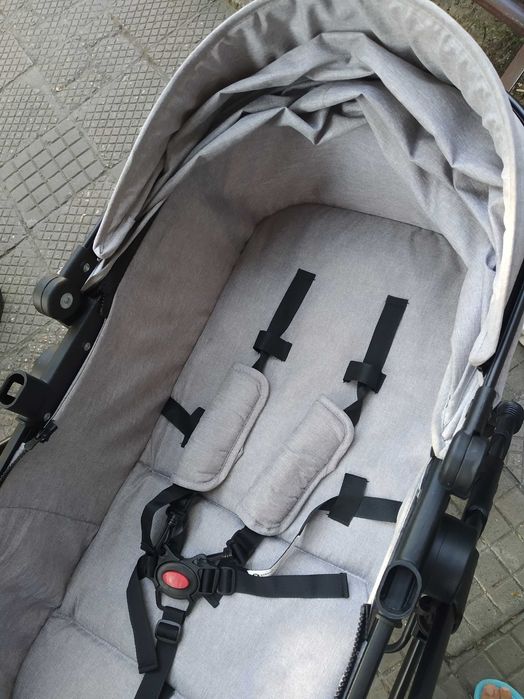 количка лорели матрак сенник и още неща в комплект