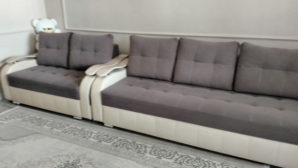 Диван. Самовывоз.