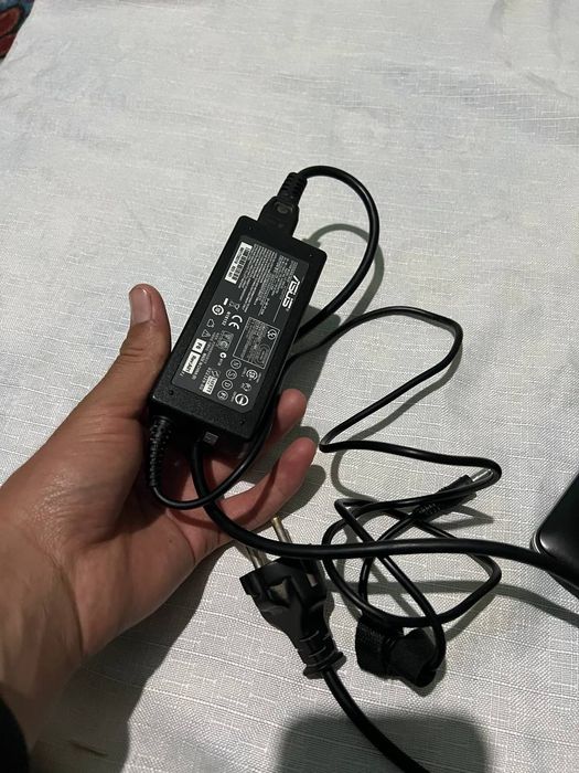 Kampyuter ASUS2011