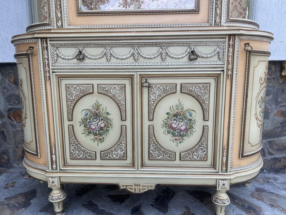 Vitrina stil Baroc Venetiana