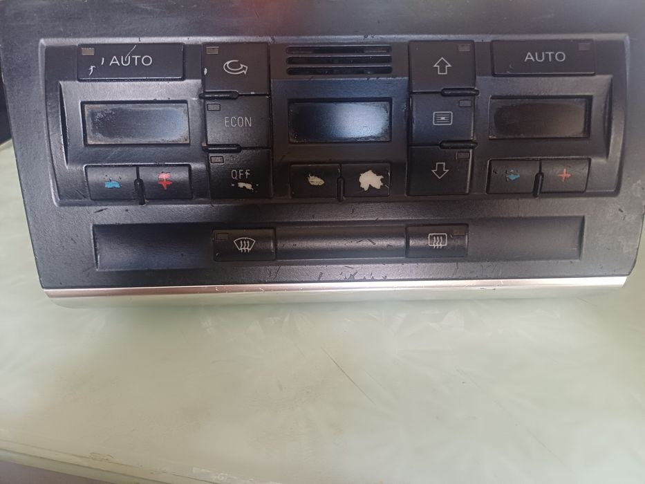 Vînd climatronic petru Audi a 4 b6