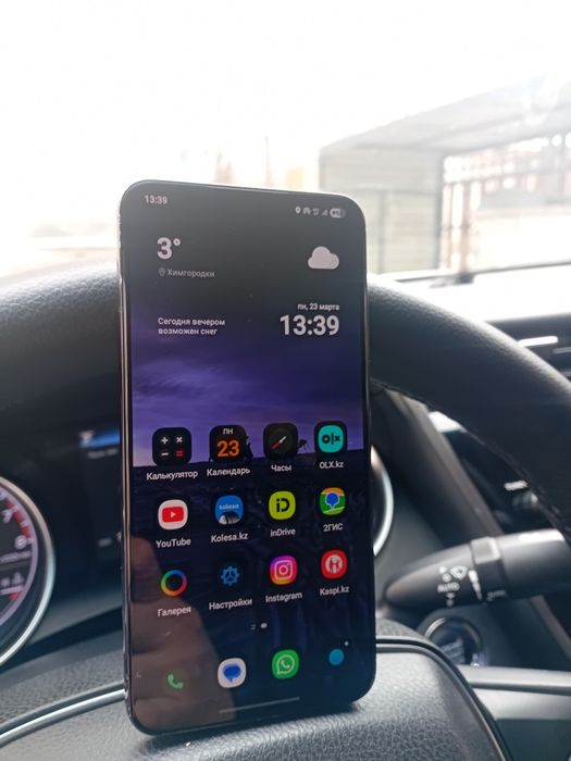 Продам Samsung Galaxy S22 5G