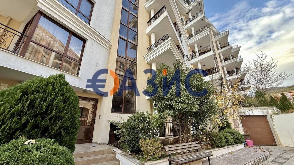 Продава се Двустаен апартамент в Свети Влас - 67 кв.м за 837 €/кв.м - Снимка #11