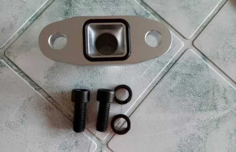 Алуминиев фланец за оттичане маслото на турбото HX35w,GT3582,GT28,T3T4