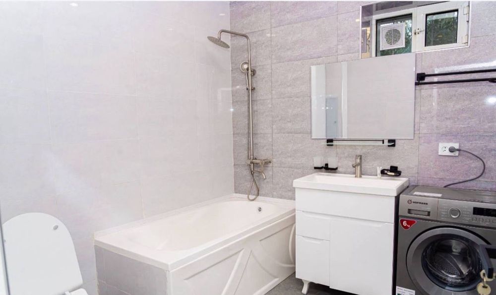 Продается 3 комнатная квартира ремонт ул.Эльбек, Канадская школа