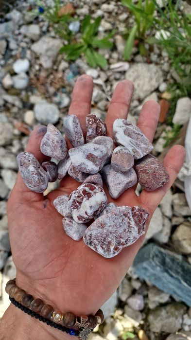 Piatra Naturala pentru Curti, Alei si Placari Exterioare, Travertin