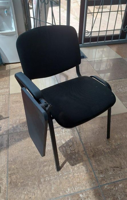 Стулья с пепитром