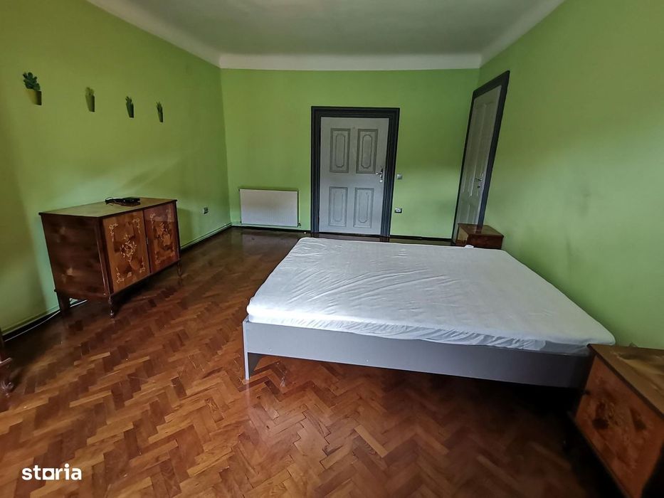 INCHIRIEZ apartament 2 camere la casa,renovat,zona Orasul de Jos — fotografia 1