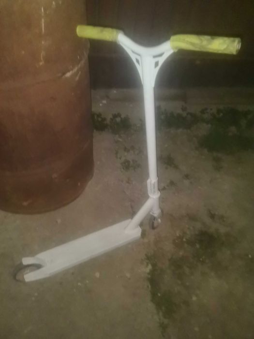 Трюковой самокат