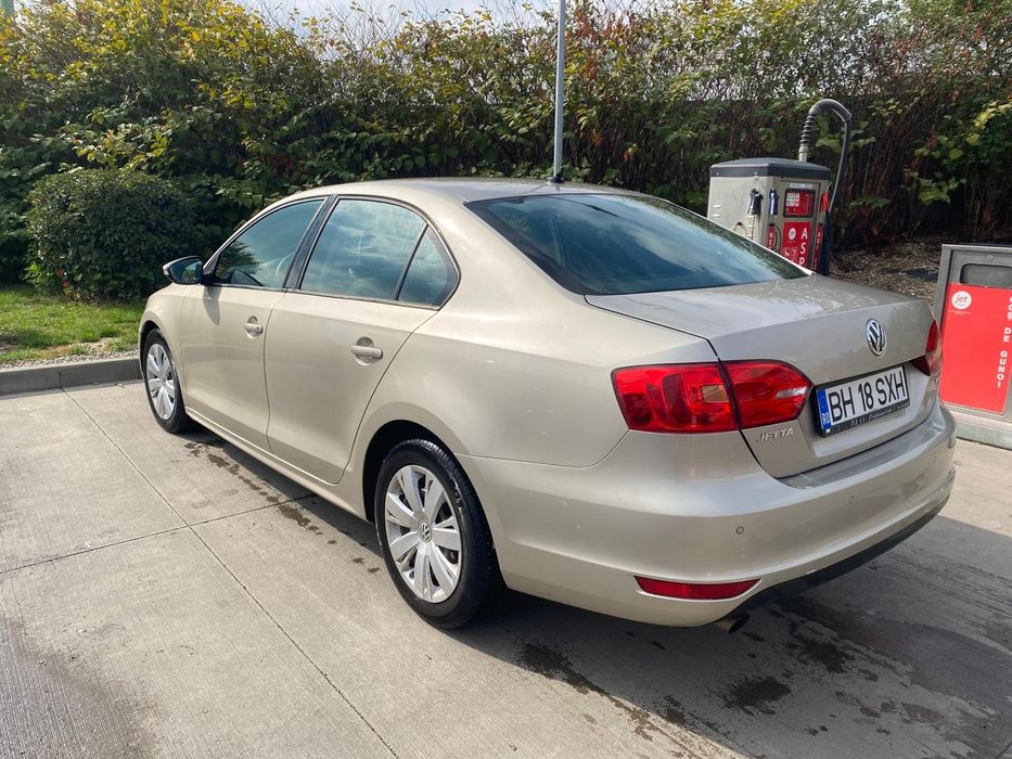 Vând autoturism Vw Jetta TDI