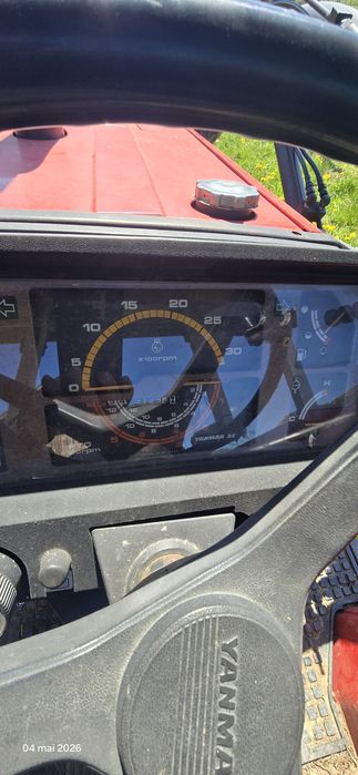 Tractor yanmar fx 32 super forte cu freza,plug si imprastietoare fan