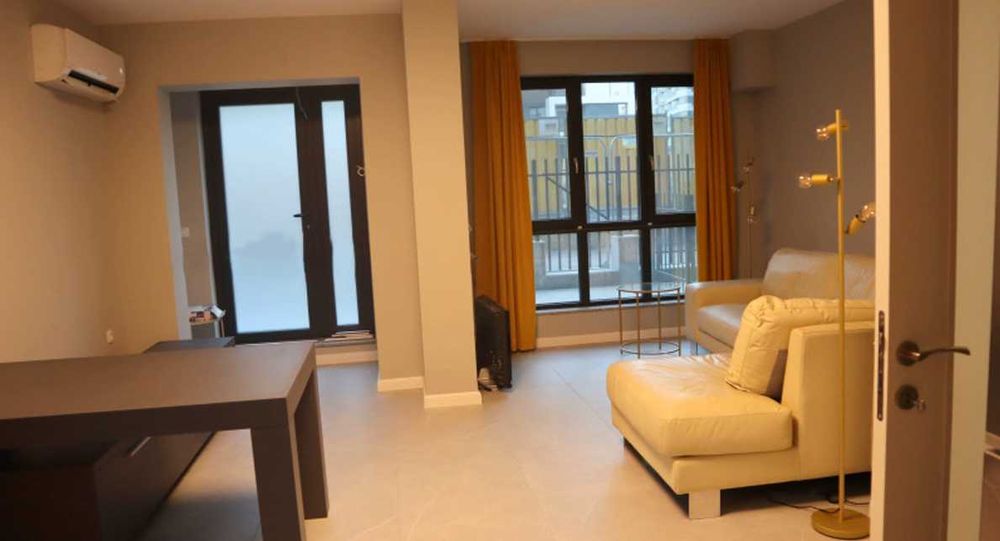 Дава се под наем Тристаен апартамент в София, Кръстова вада - 113 кв.м за 920 € - Снимка #1