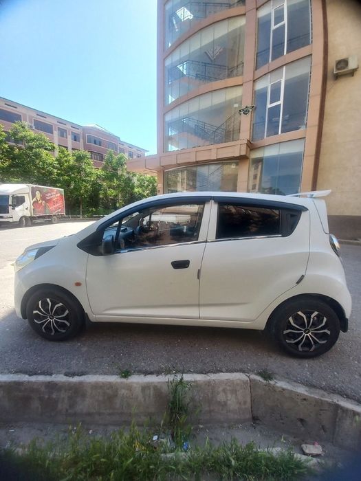 Srochno Spark sotiladi